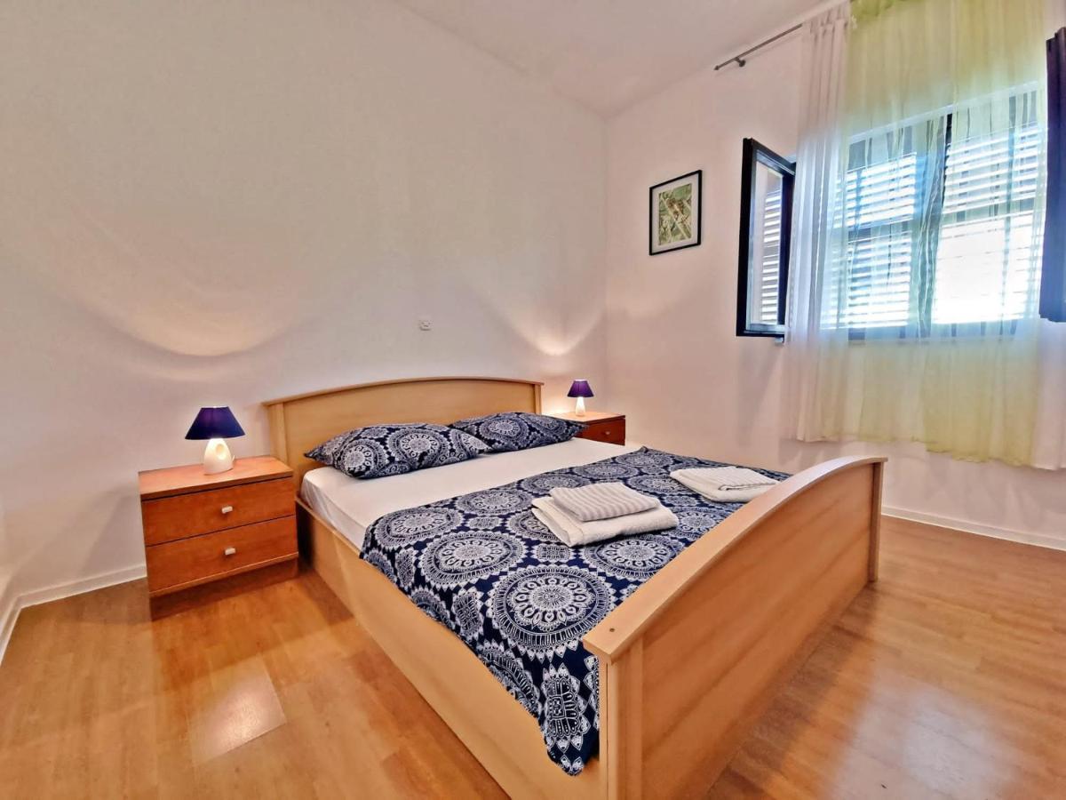 Apartman Irena With Terase End Private Parking Donji Okrug  Zewnętrze zdjęcie