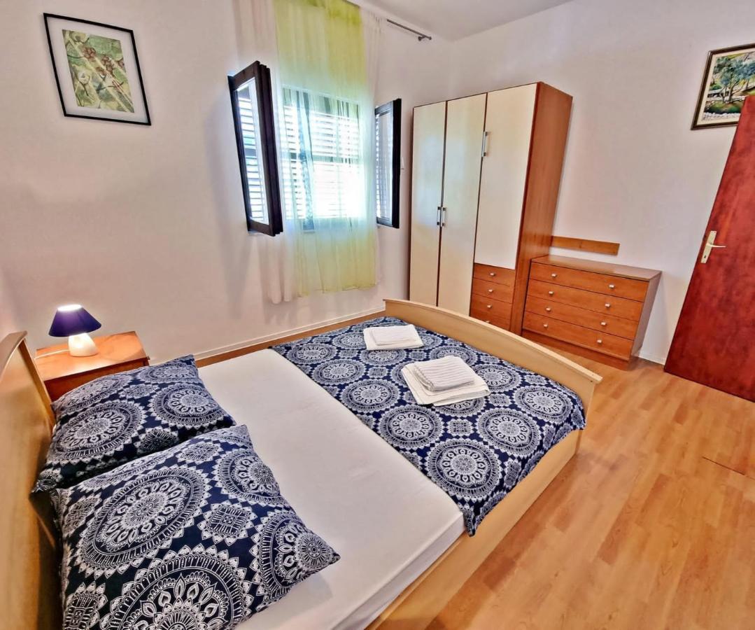 Apartman Irena With Terase End Private Parking Donji Okrug  Zewnętrze zdjęcie